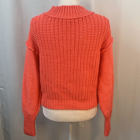 Free People Coral Cropped Sweater- NWT- XS - Picture 8 of 15